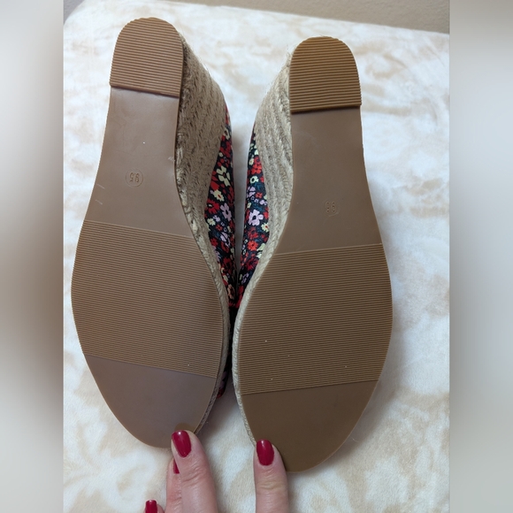 Allegra K Floral Wedge Peep Toe Shoes Size 9 1/2 - Picture 5 of 8